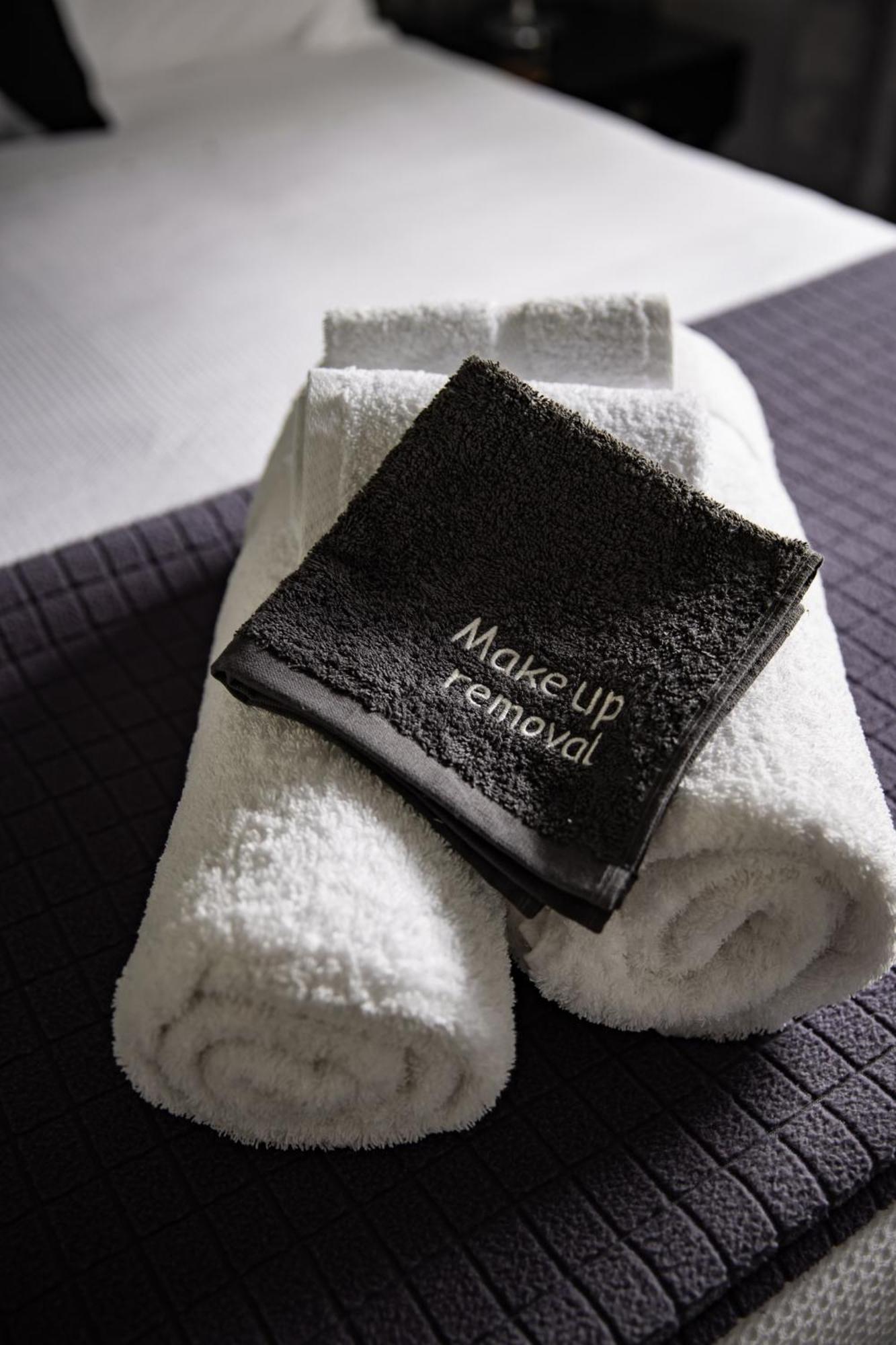 Sanctum Boutique Apartments โฮบาร์ต ภายนอก รูปภาพ